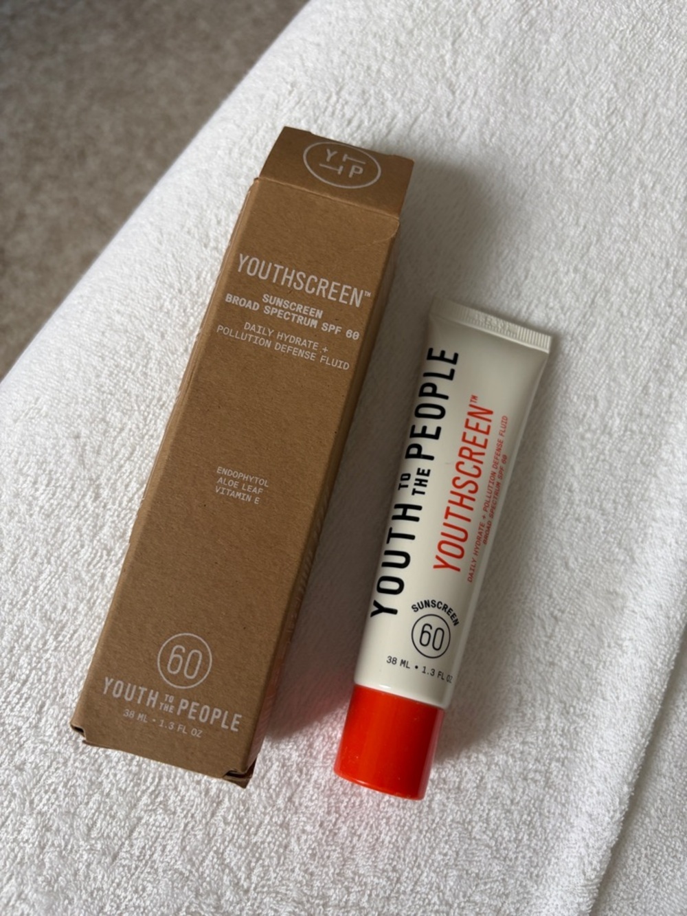 Youth To The People Youthscreen SPF 60 Sunscreen - White & Red Packaging